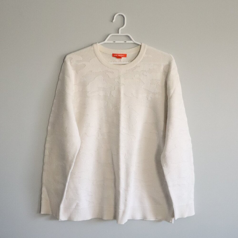 Joe Fresh Women's Sz 1X White Camouflage Crewneck Ribbed Knit Stretch Sweater